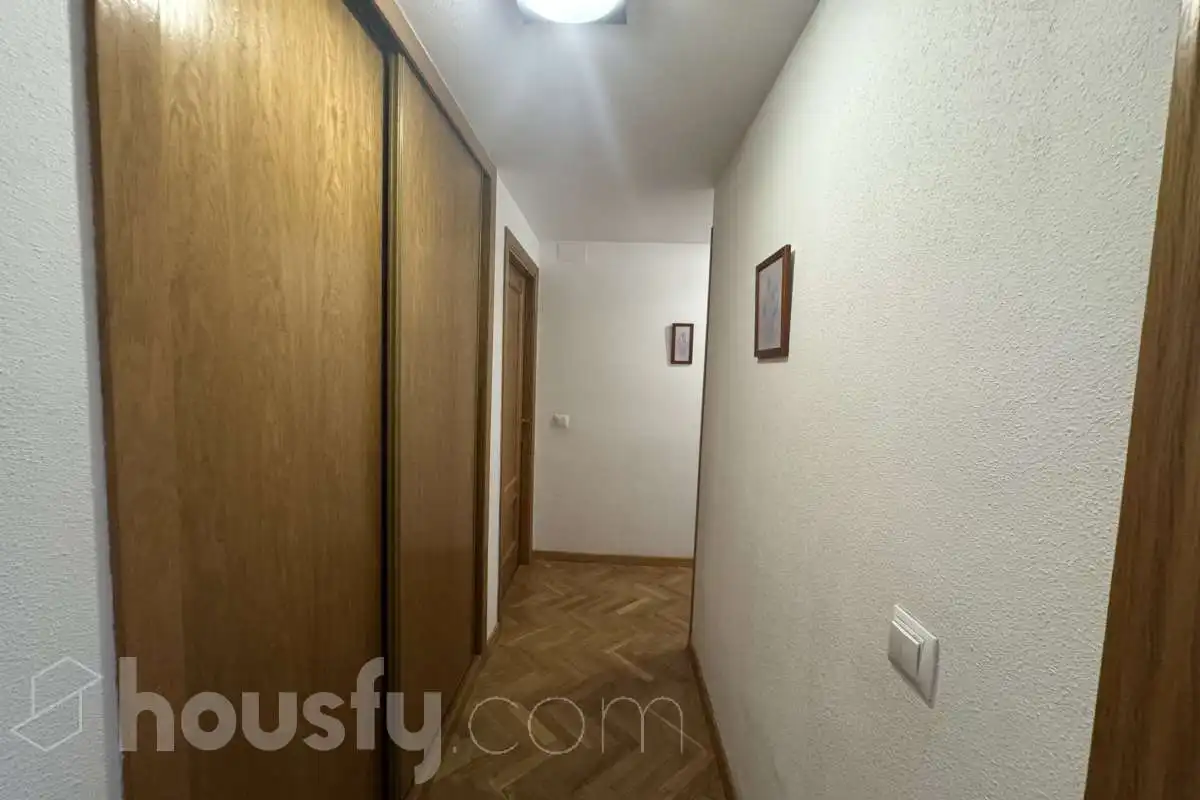 Piso de alquiler en Madrid con Trastero y Amueblado