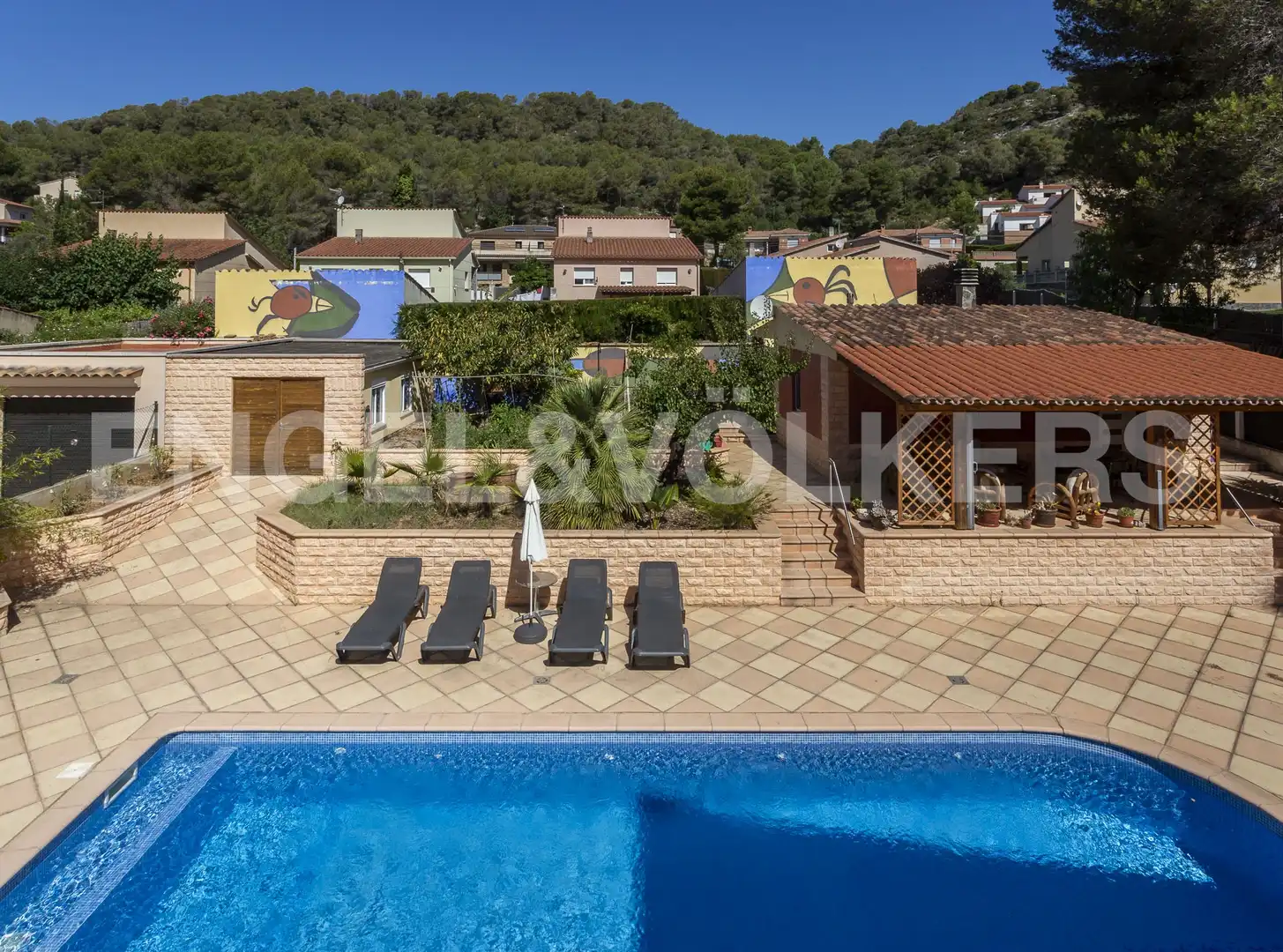 Piscina de Casa o xalet en venda en Calafell amb Aire condicionat, Calefacció i Jardí privat
