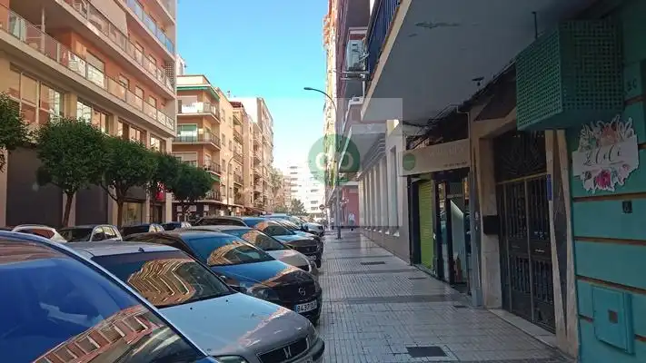 Außenansicht von Wohnung zum Verkauf in Badajoz mit Terrasse und Abstellraum