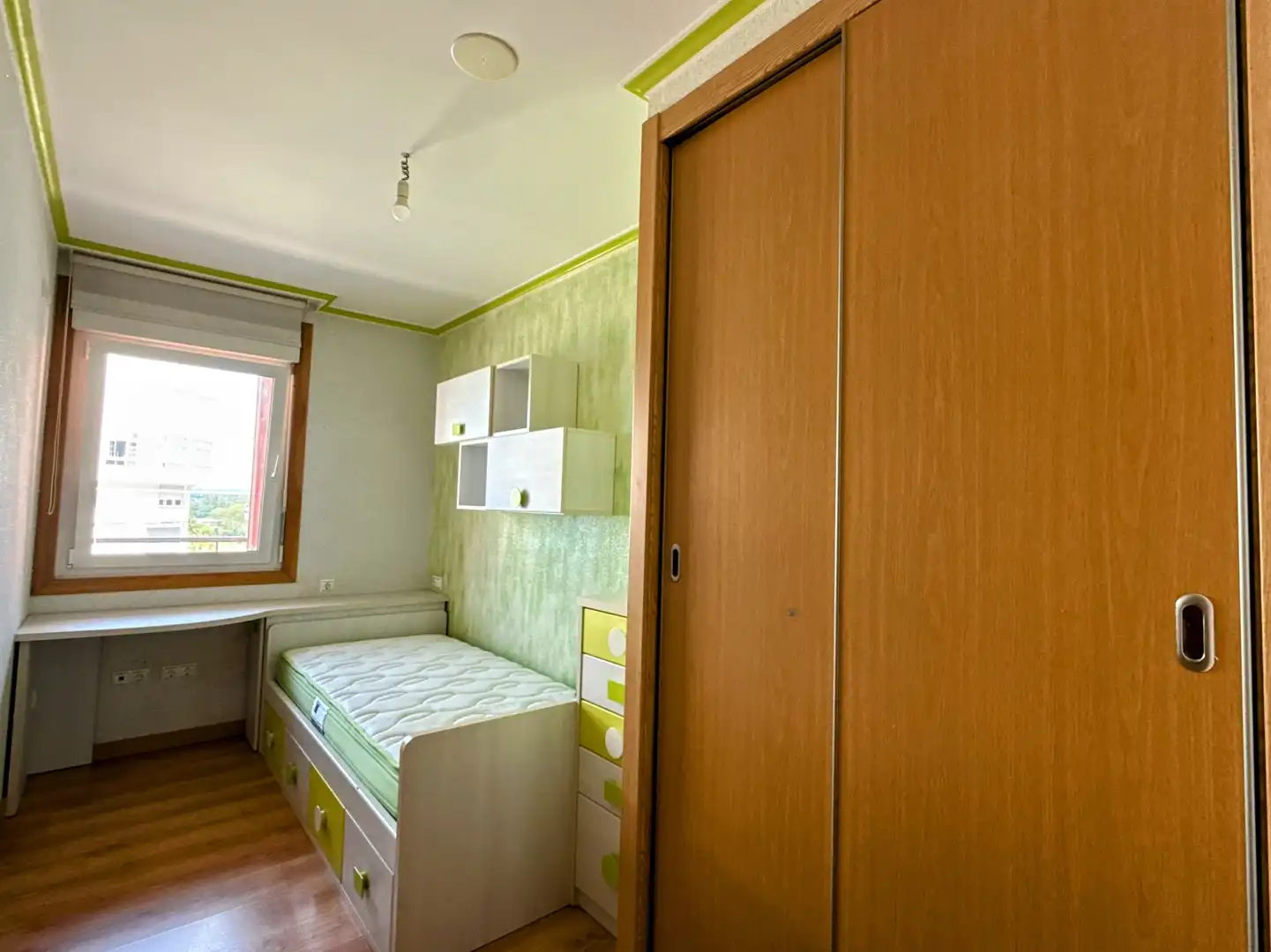 Bedroom of Flat for rent in Santa Comba  with Heating, Parquet flooring and Terrace