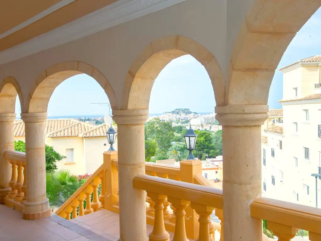 Houses for sale in Dénia  with Air Conditioner, Private garden and Terrace