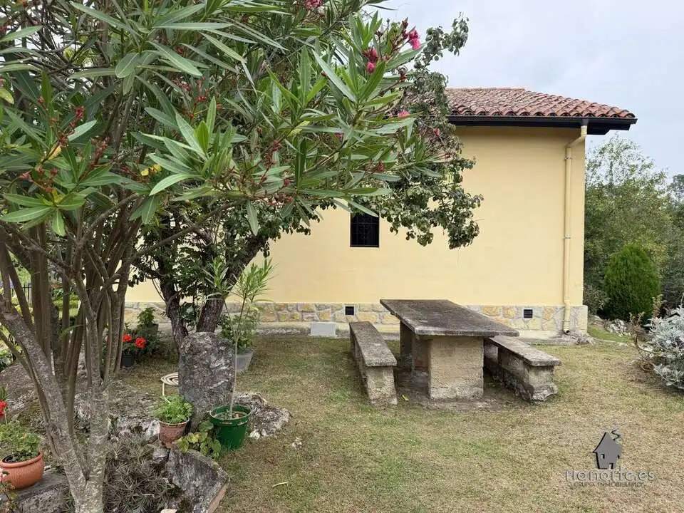 Jardín de Casa o chalet en venta en Ribadesella con Jardín privado