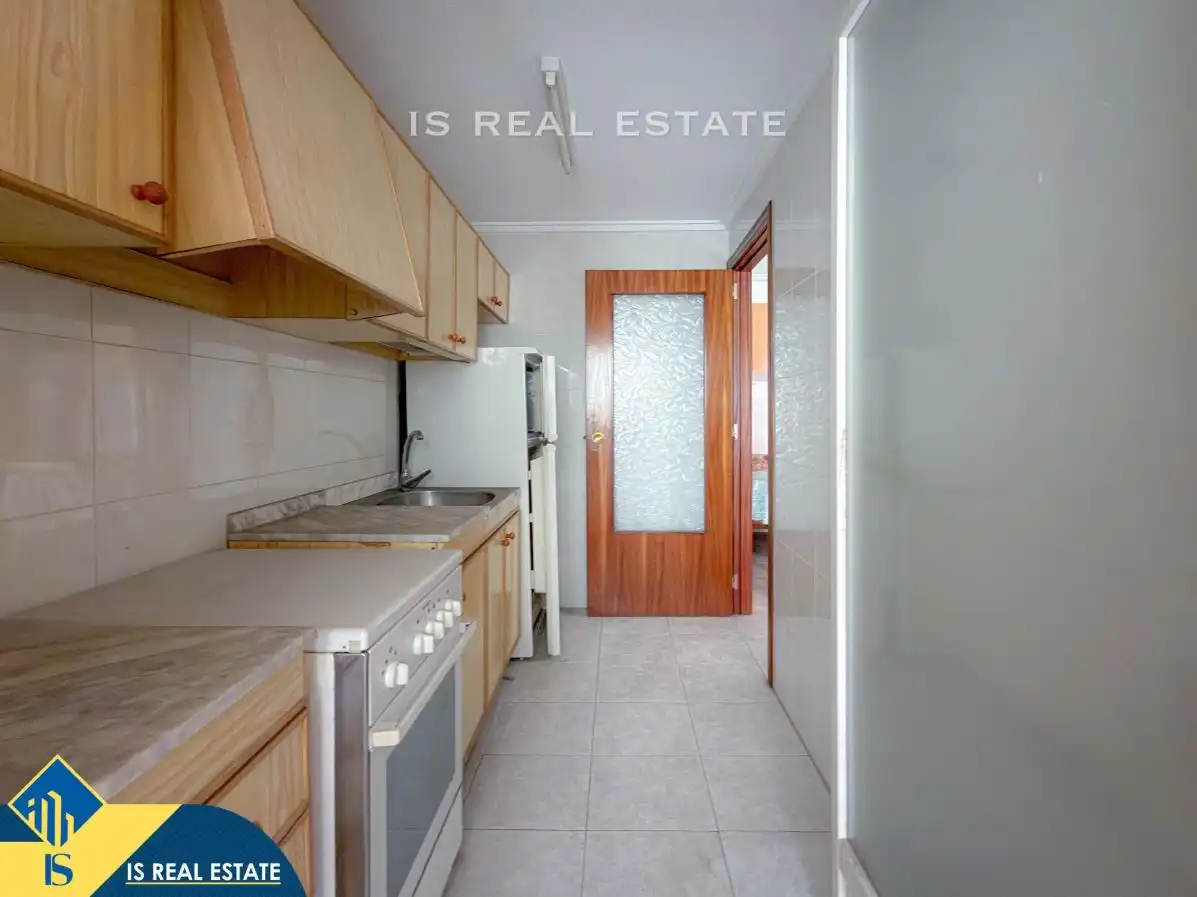 Cocina de Apartamento en venta en Torrevieja con Calefacción, Terraza y Amueblado