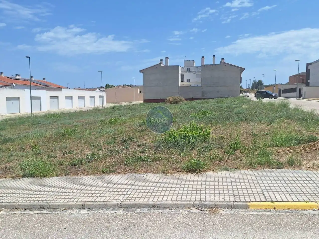 Industrial land for sale in Montaverner