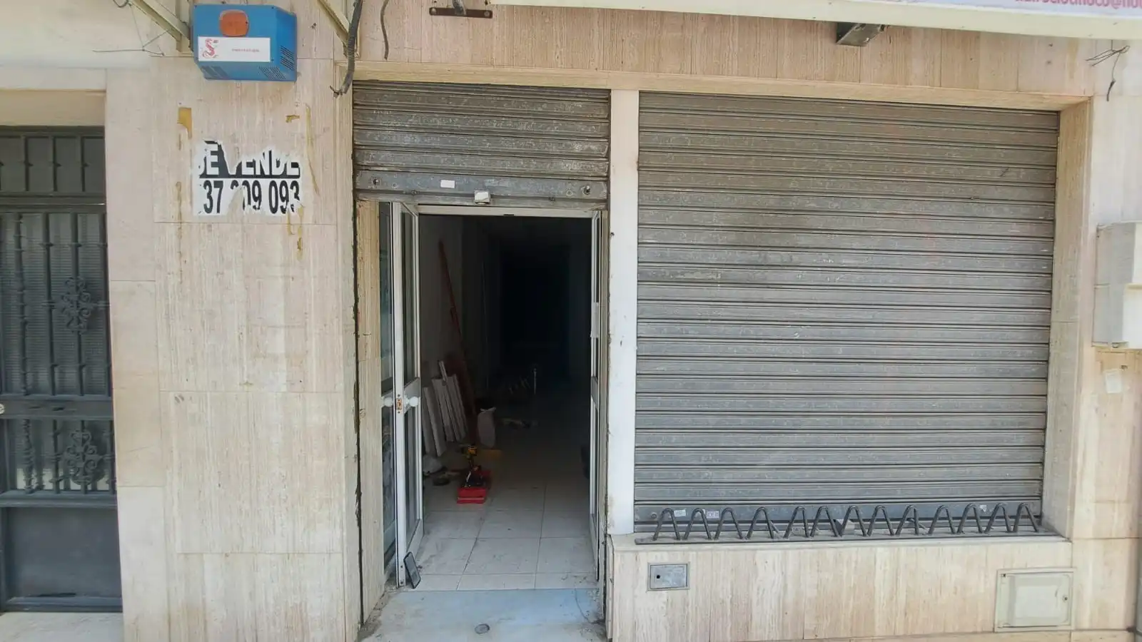 Business premises for sale in C/ Nicolás Orta, imagen 2