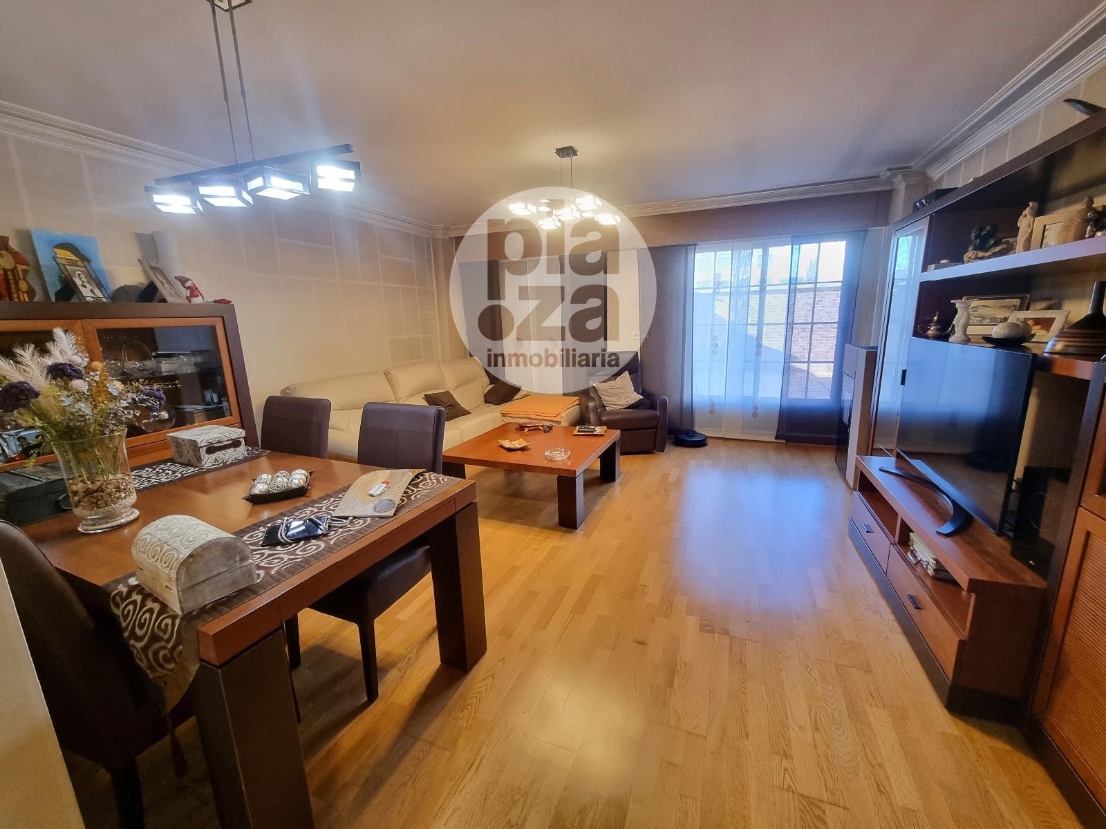 Exterior view of Single-family semi-detached for sale in Burgos Capital  with Heating, Private garden and Terrace