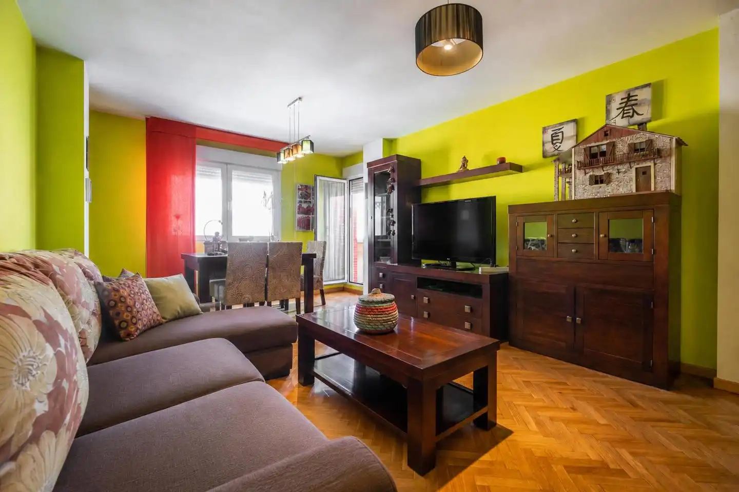 Sala de estar de Piso en venta en Ávila con Calefacción, Parquet y Terraza