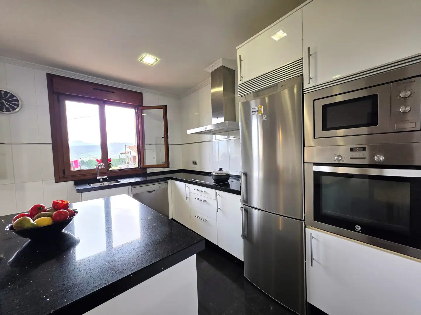 Kitchen of Houses for sale in Nava  with Heating, Private garden and Terrace