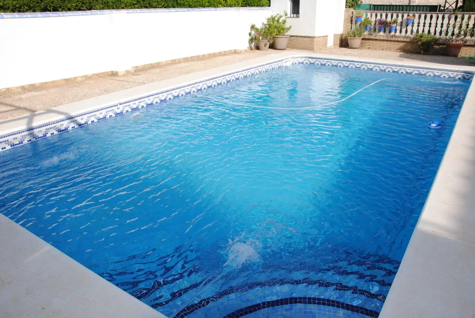 Piscina de Casa o xalet en venda en Espartinas amb Aire condicionat, Calefacció i Jardí privat