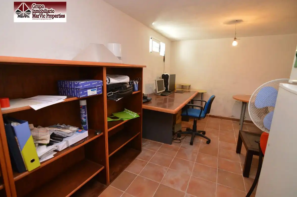 Houses for sale in La Nucia  with Air Conditioner, Swimming Pool and Furnished