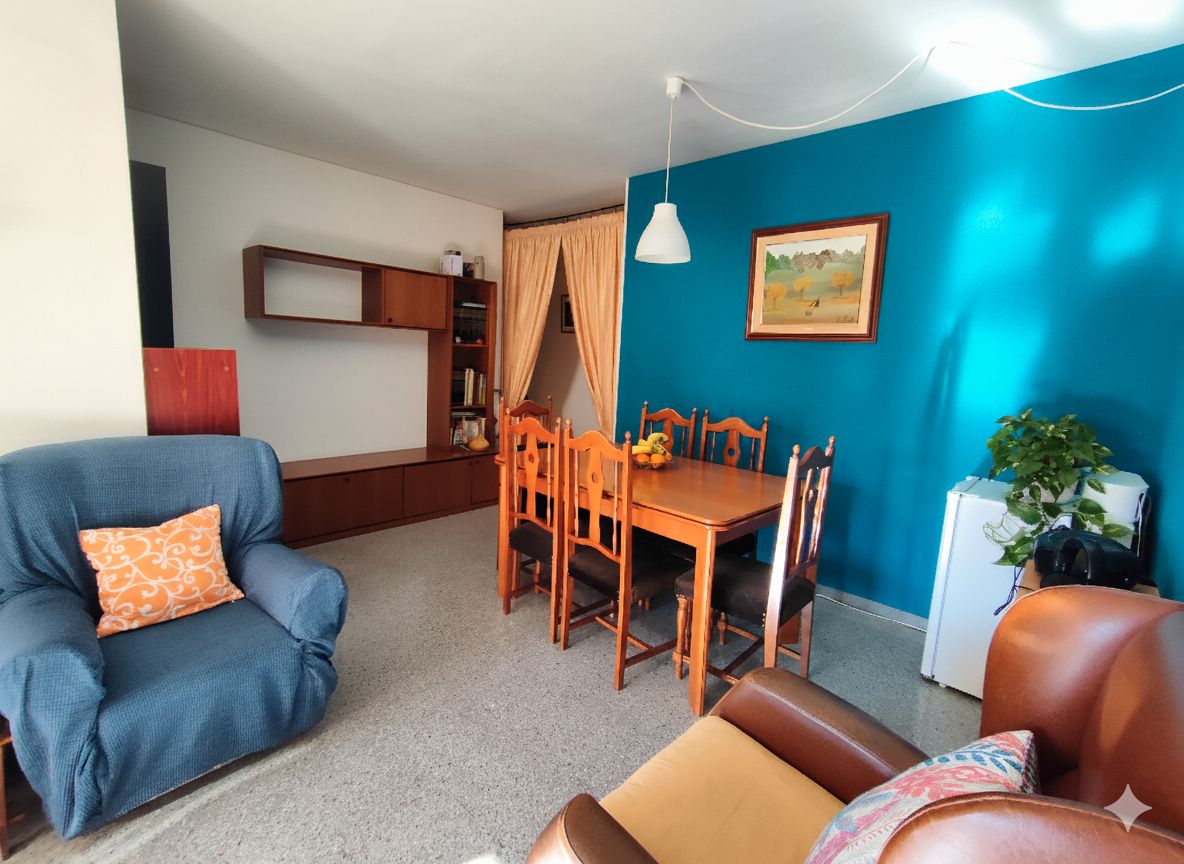 Menjador de Pis en venda en Sabadell amb Calefacció