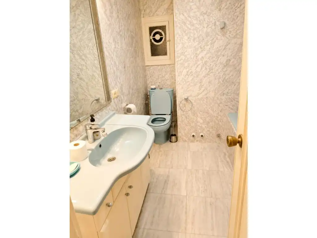 Baño de Piso de alquiler en Benidorm con Aire acondicionado y Amueblado