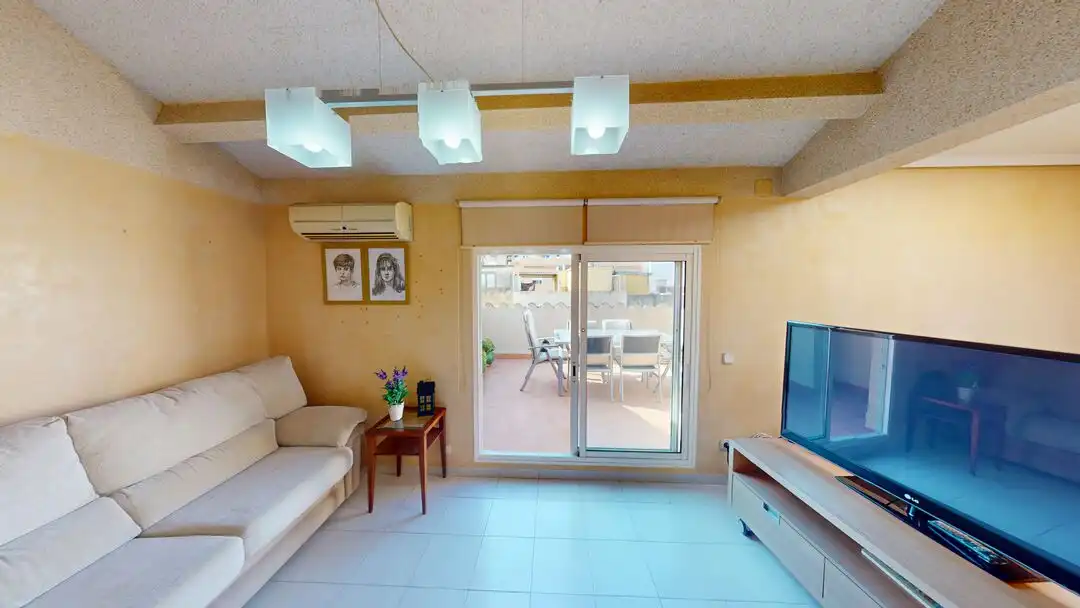 Sala d'estar de Casa o xalet en venda en Palamós amb Aire condicionat, Calefacció i Terrassa