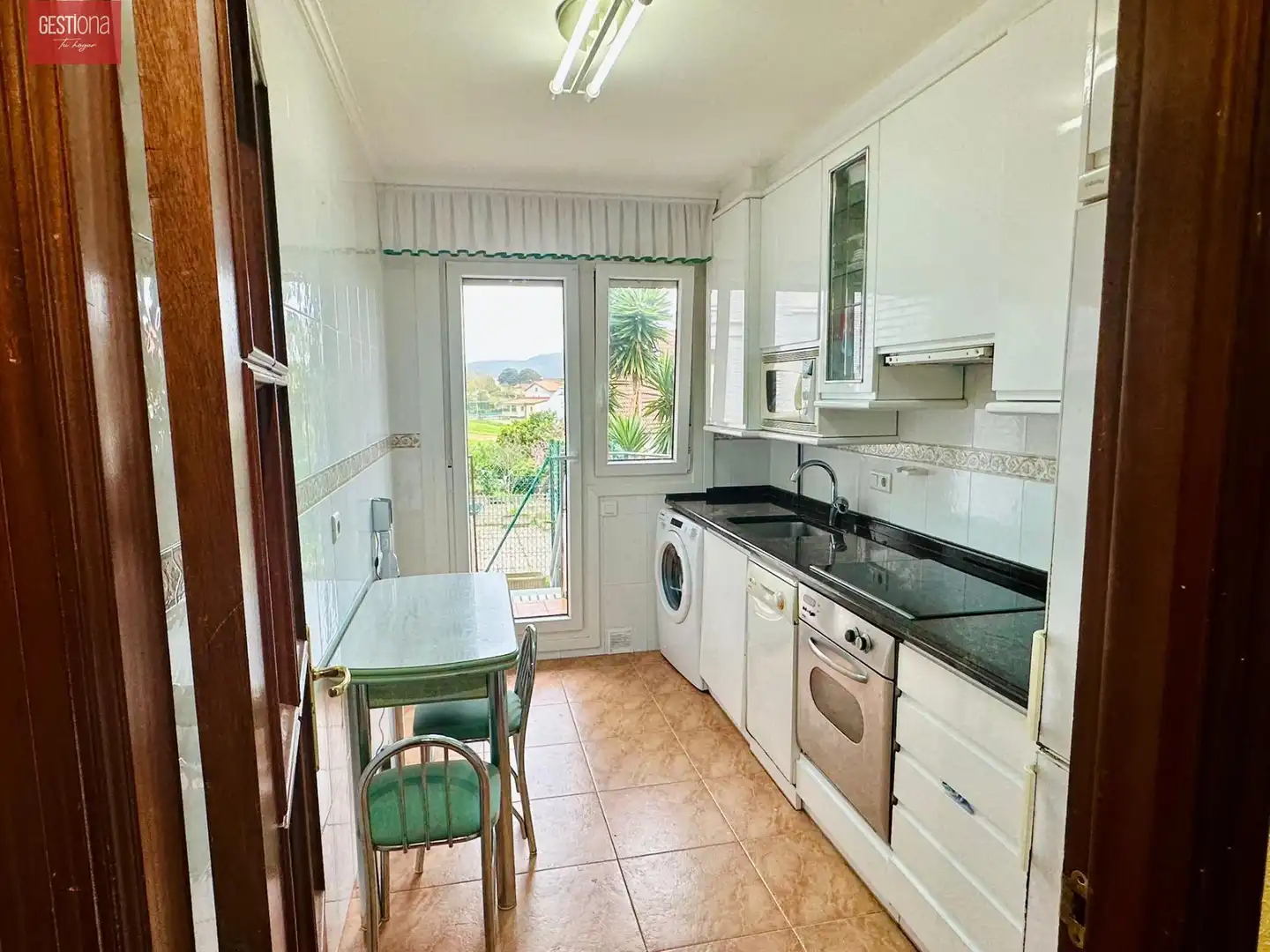 Cocina de Apartamento en venta en Noja con Calefacción, Trastero y Amueblado