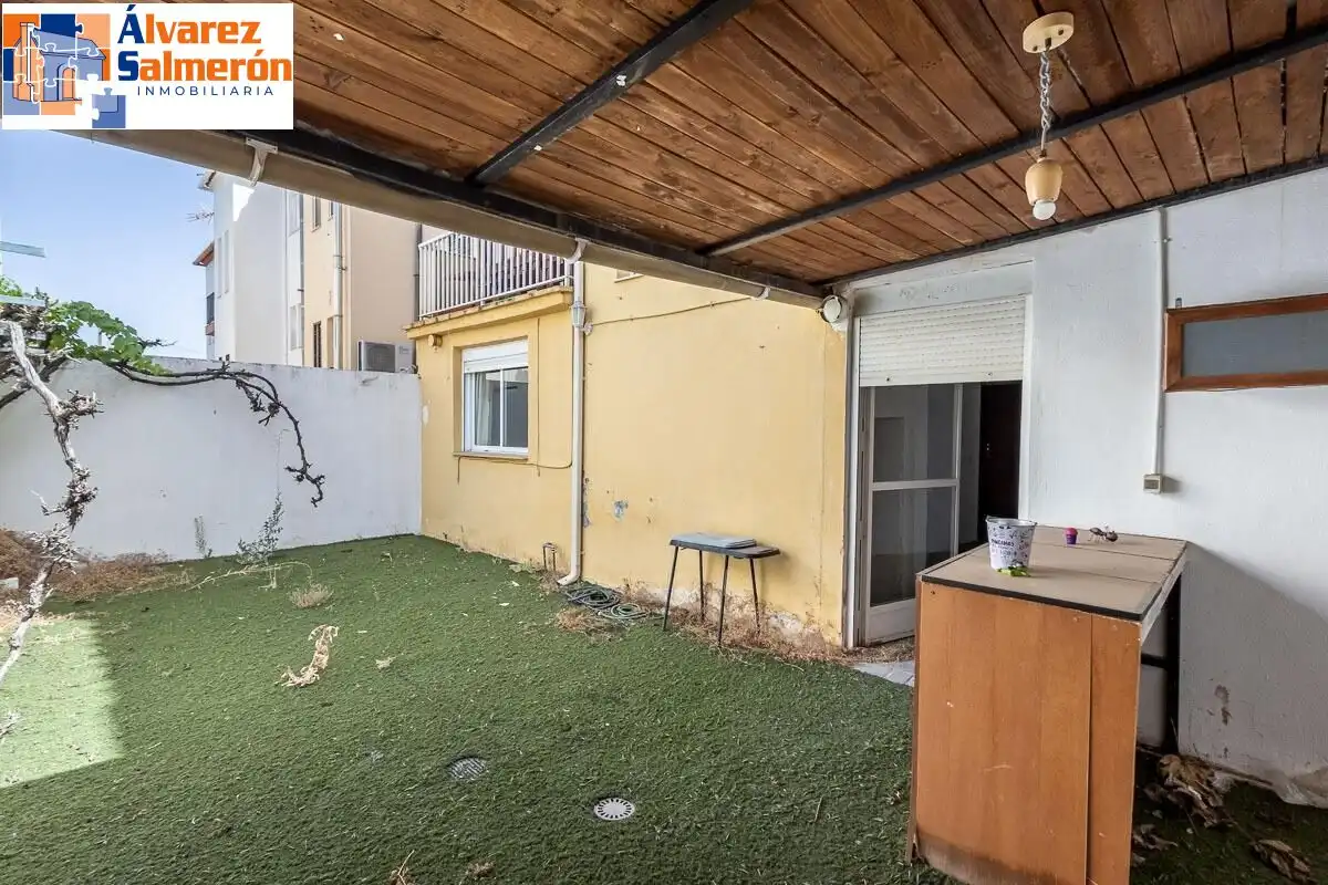Terraza de Casa adosada en venta en Huétor Vega con Terraza