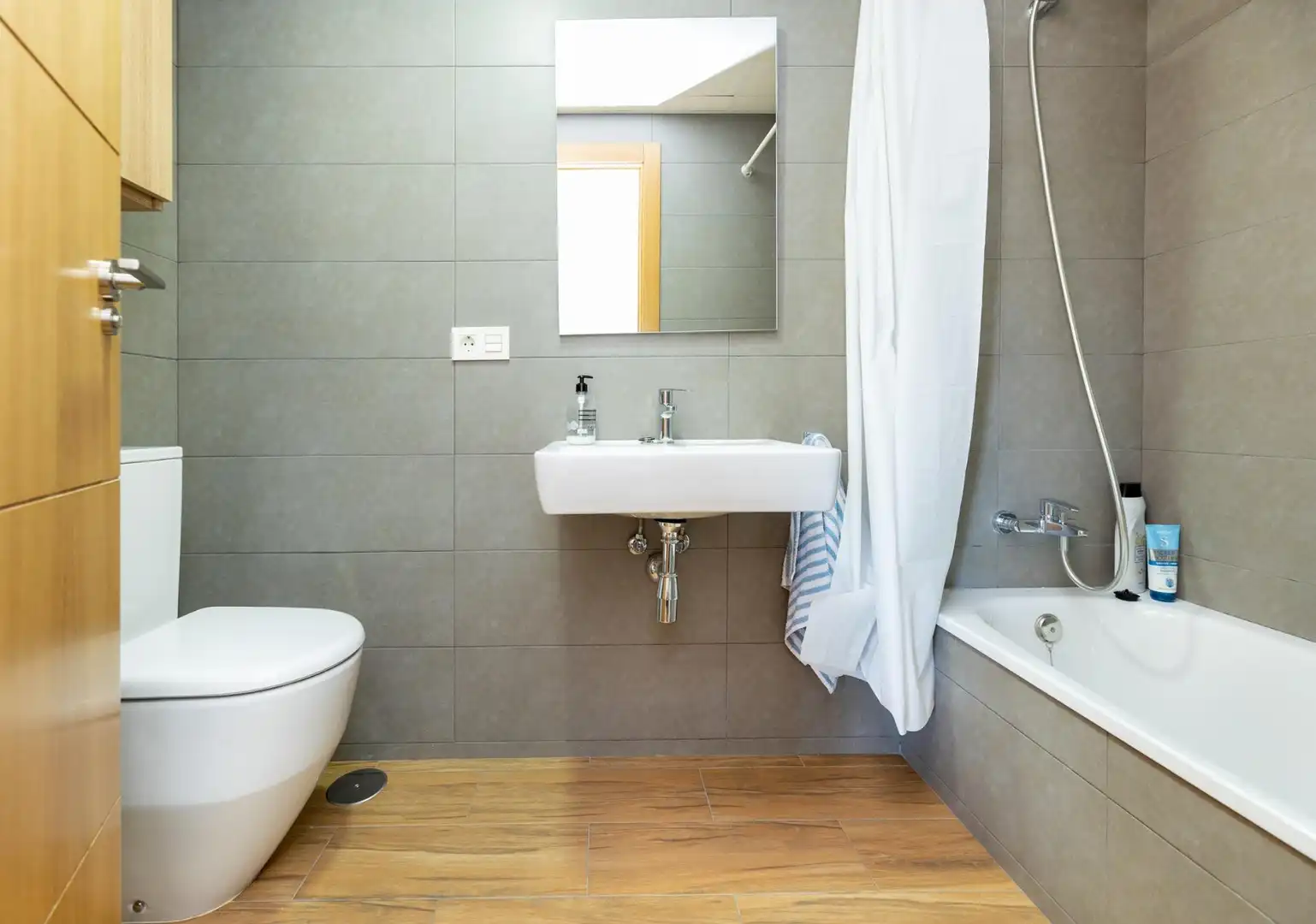 Wohnung mit Pool zum Verkauf in Avenida de la Ilustración 105, imagen 24
