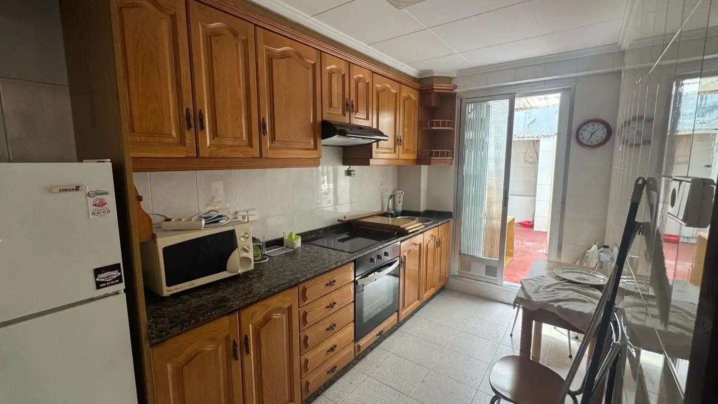 Cocina de Piso de alquiler en Valencia con Aire acondicionado, Terraza y Amueblado