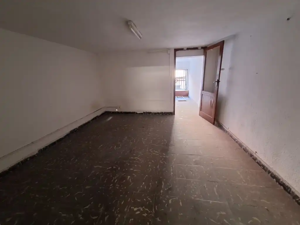Business premises for sale in Casc Urbà, imagen 9