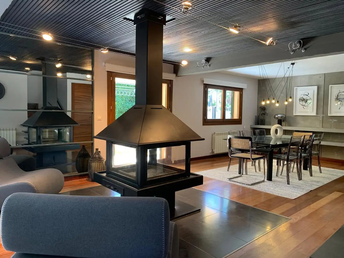 Sala de estar de Casa o chalet en venta en Boadilla del Monte con Aire acondicionado, Calefacción y Jardín privado
