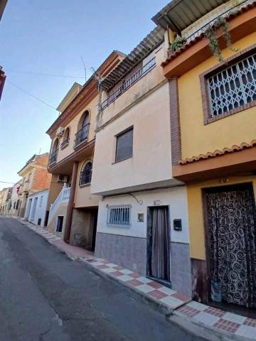 Casa-chalet en Venta en San Joaquín en Huétor Tájar