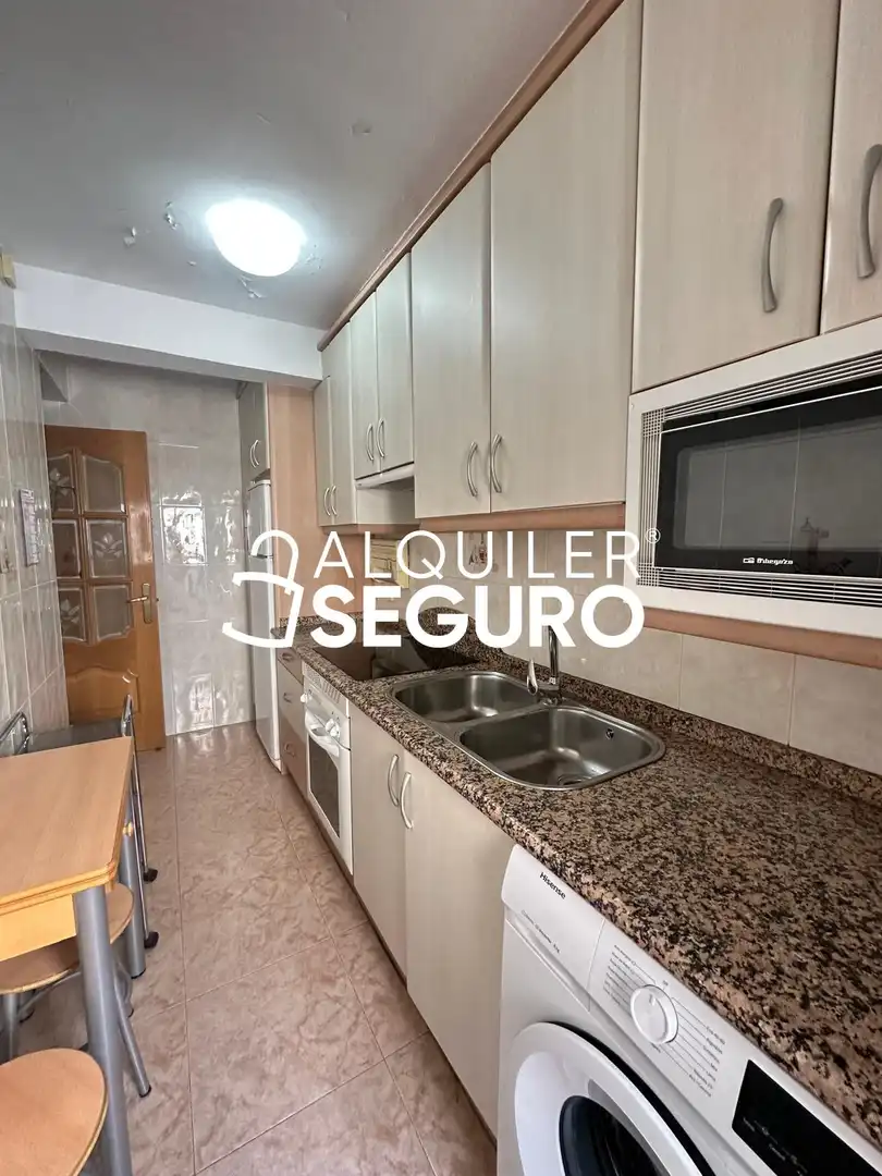 Kitchen of Flat for rent in Alcorcón  with Air Conditioner, Heating and Terrace