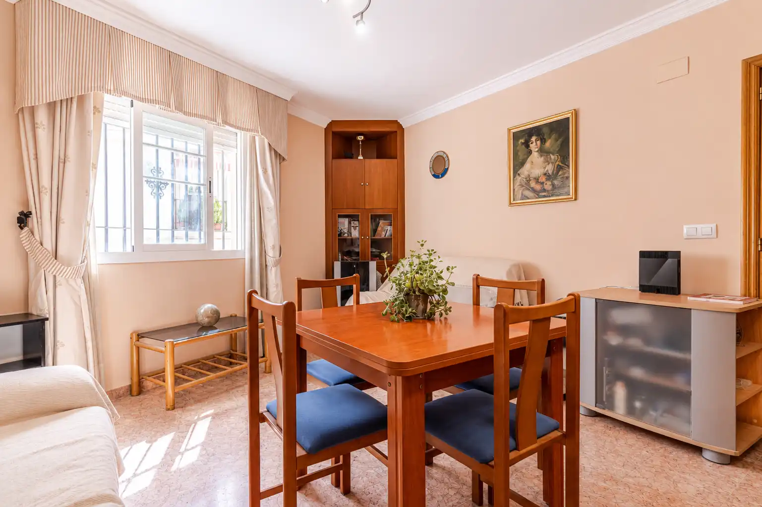 Comedor de Casa o chalet en venta en Motril con Aire acondicionado, Calefacción y Terraza