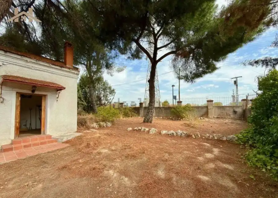 Chalet con jardín en venta en Calle Cañada de la Carrera, imagen 2