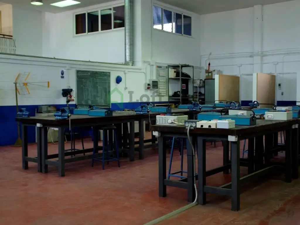 Nau industrial en venda en Badajoz