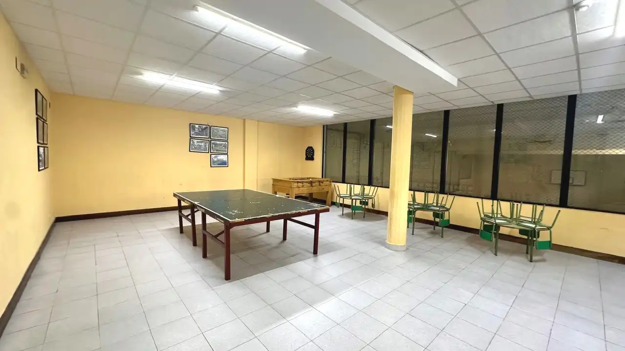 Piso en venta en Castro-Urdiales con Calefacción, Trastero y Amueblado