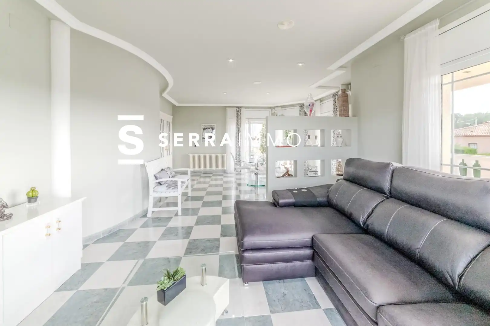 Sala d'estar de Casa o xalet en venda en Olivella amb Calefacció, Jardí privat i Terrassa