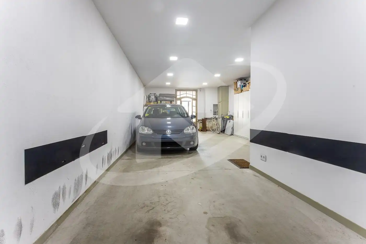 Parking of Houses for sale in Sabadell  with Heating, Private garden and Parquet flooring