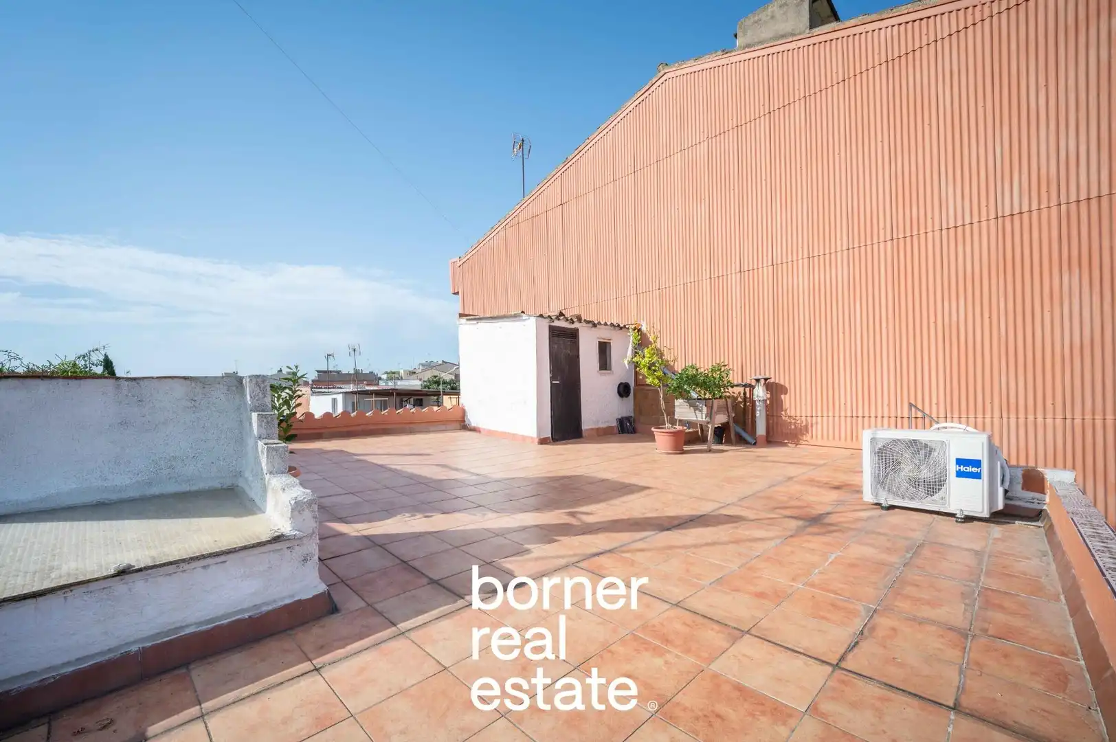 Vista exterior de Piso en venta en Sabadell con Aire acondicionado, Calefacción y Terraza