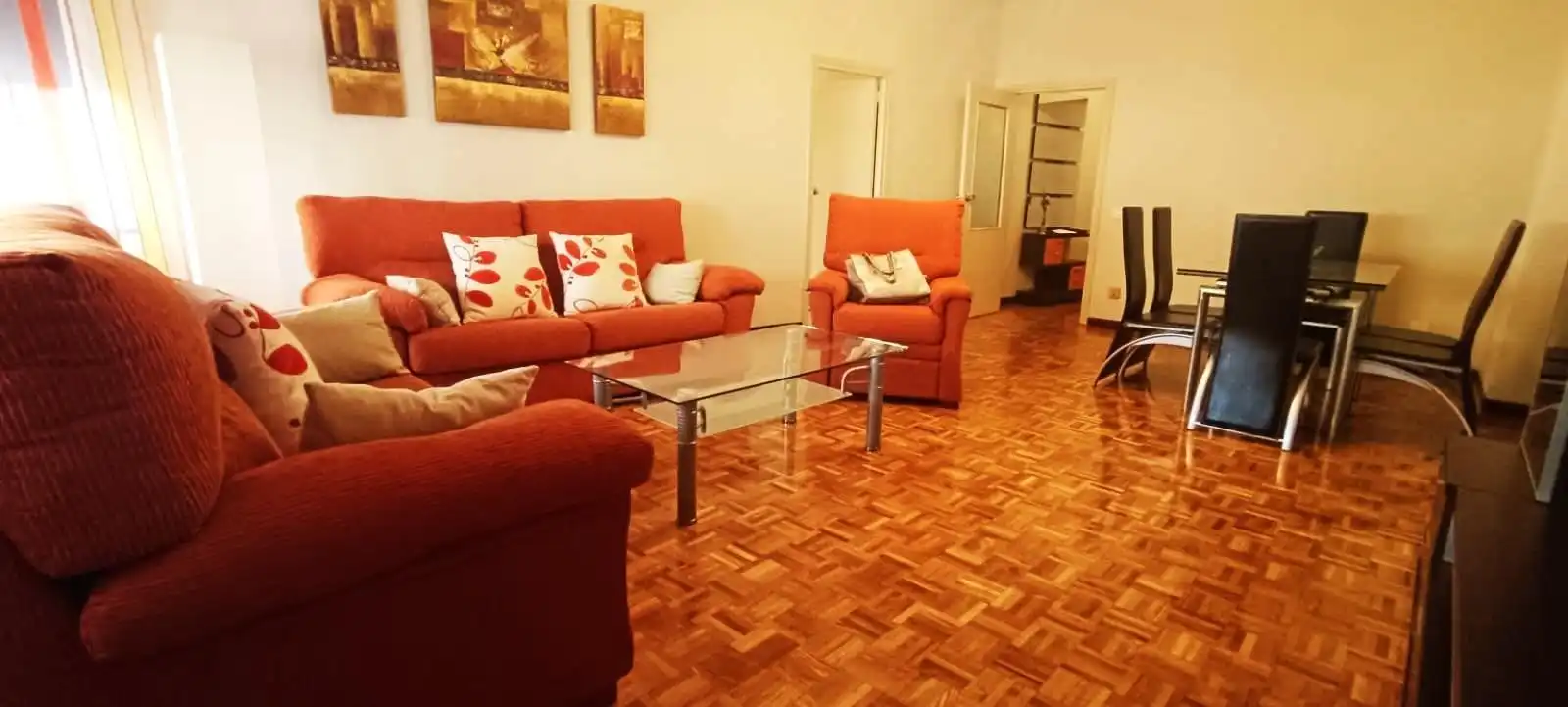 Sala d'estar de Pis en venda en Zamora Capital  amb Calefacció i Parquet