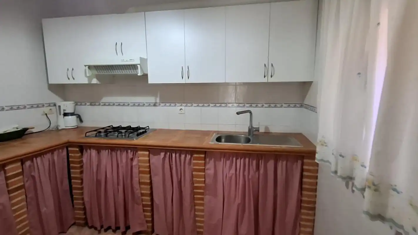 Cocina de Finca rústica en venta en Fuente el Fresno con Calefacción y Jardín privado