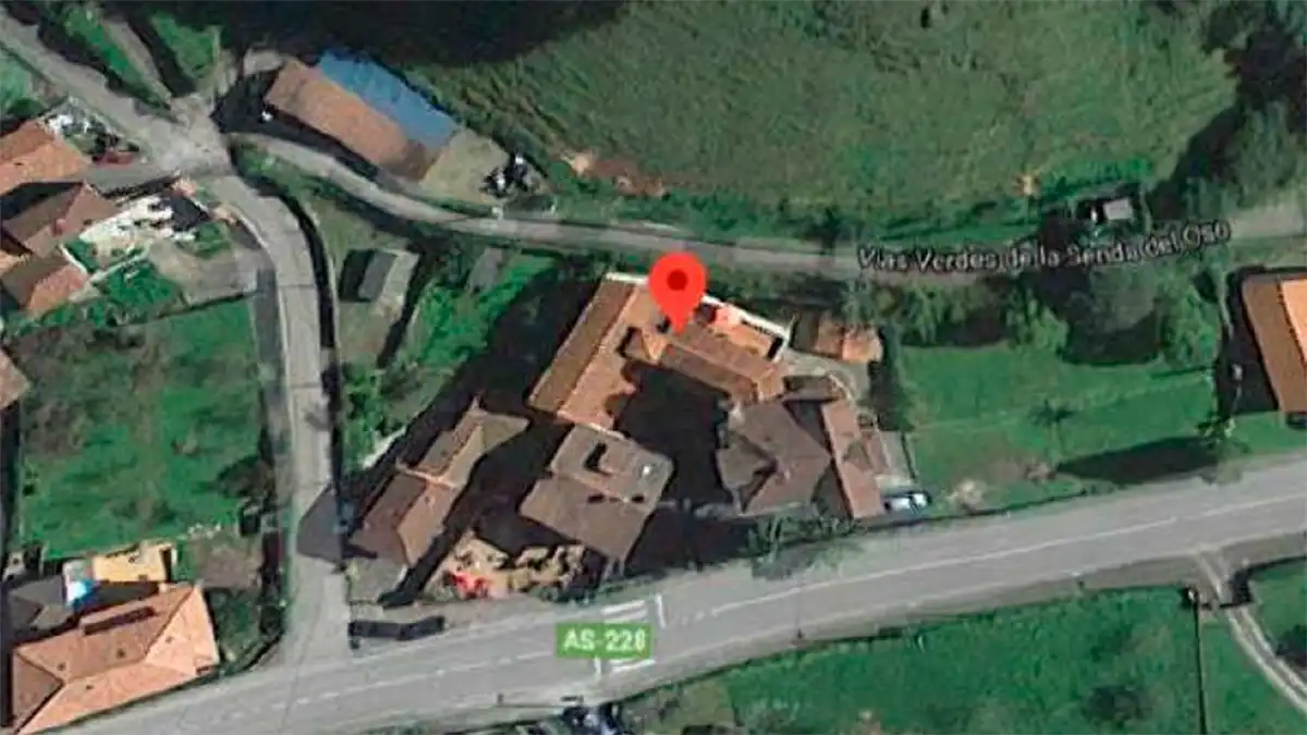Edificio en venta en Proaza