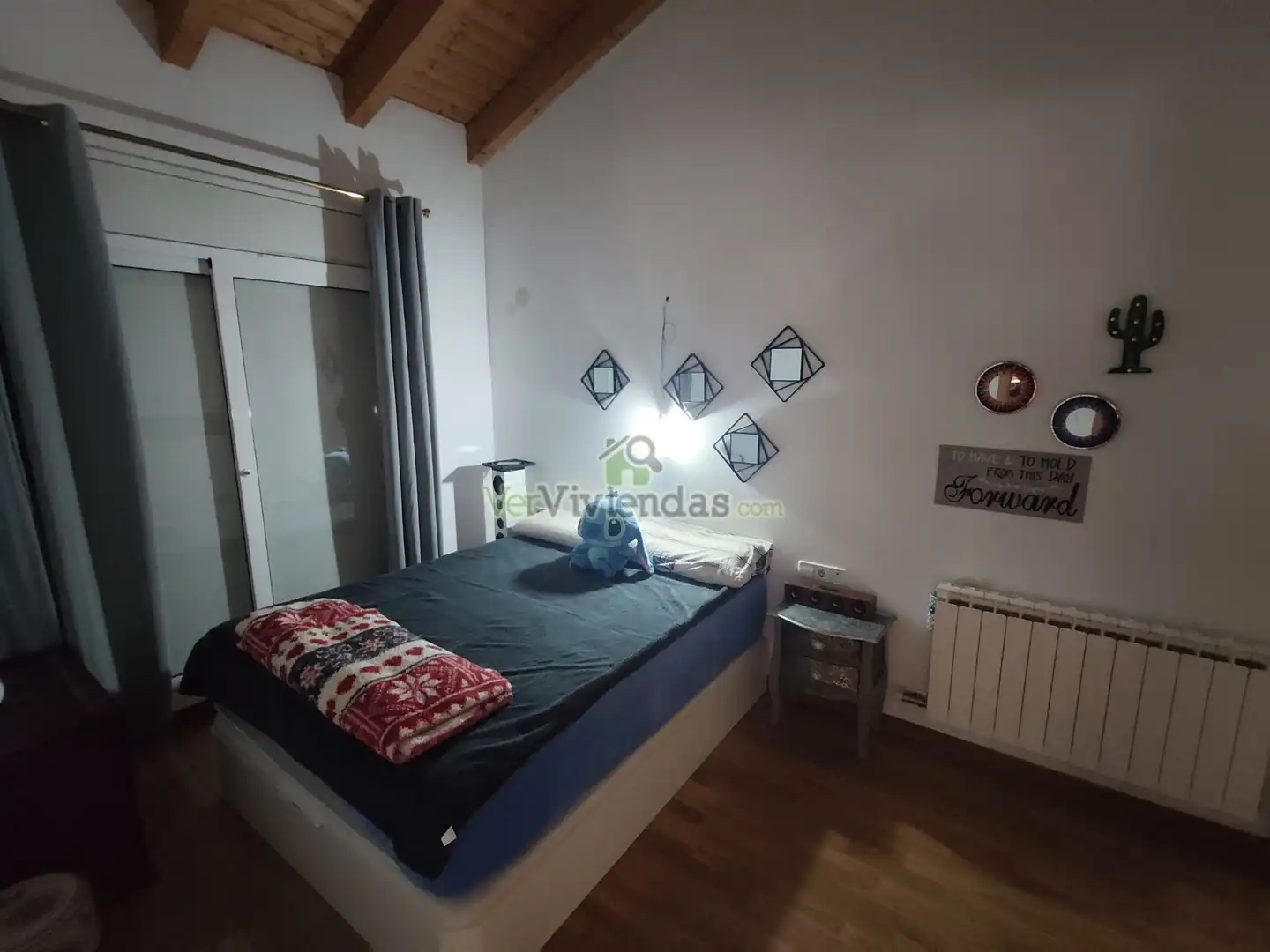 Habitación de Casa o chalet en venta en Corbera de Llobregat con Calefacción, Jardín privado y Parquet