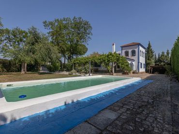 Casa con balcón en venta en Bollullos de la Mitación