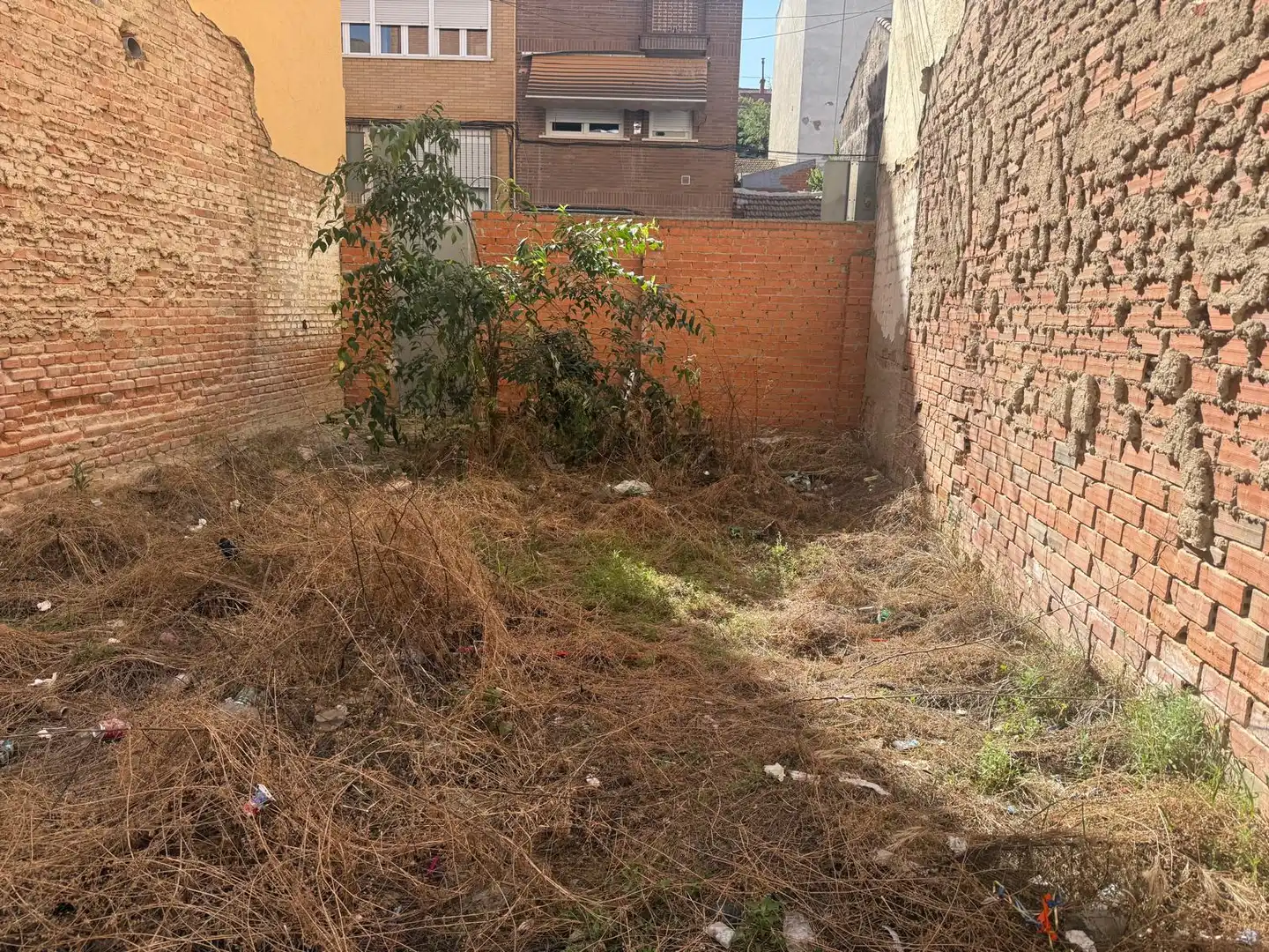 Wohnbaugrundstück zum Verkauf in Calle de Peña de la Atalaya, imagen 2