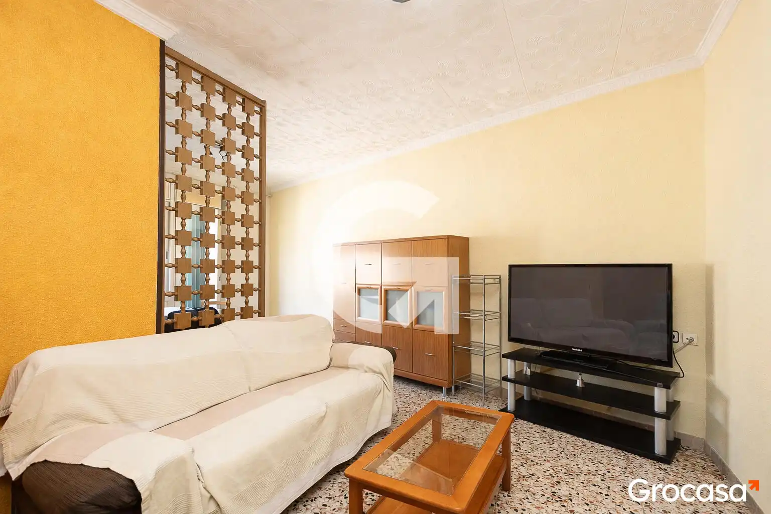 Sala d'estar de Casa o xalet en venda en Sant Boi de Llobregat amb Calefacció, Jardí privat i Terrassa