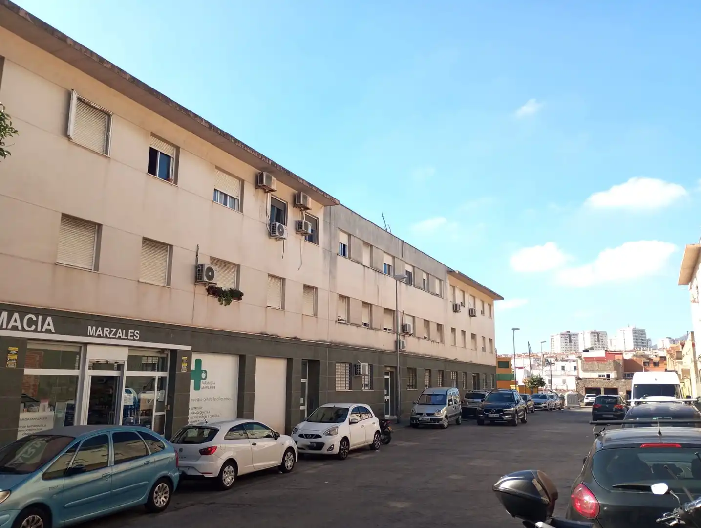 Vista exterior de Piso en venta en Algeciras