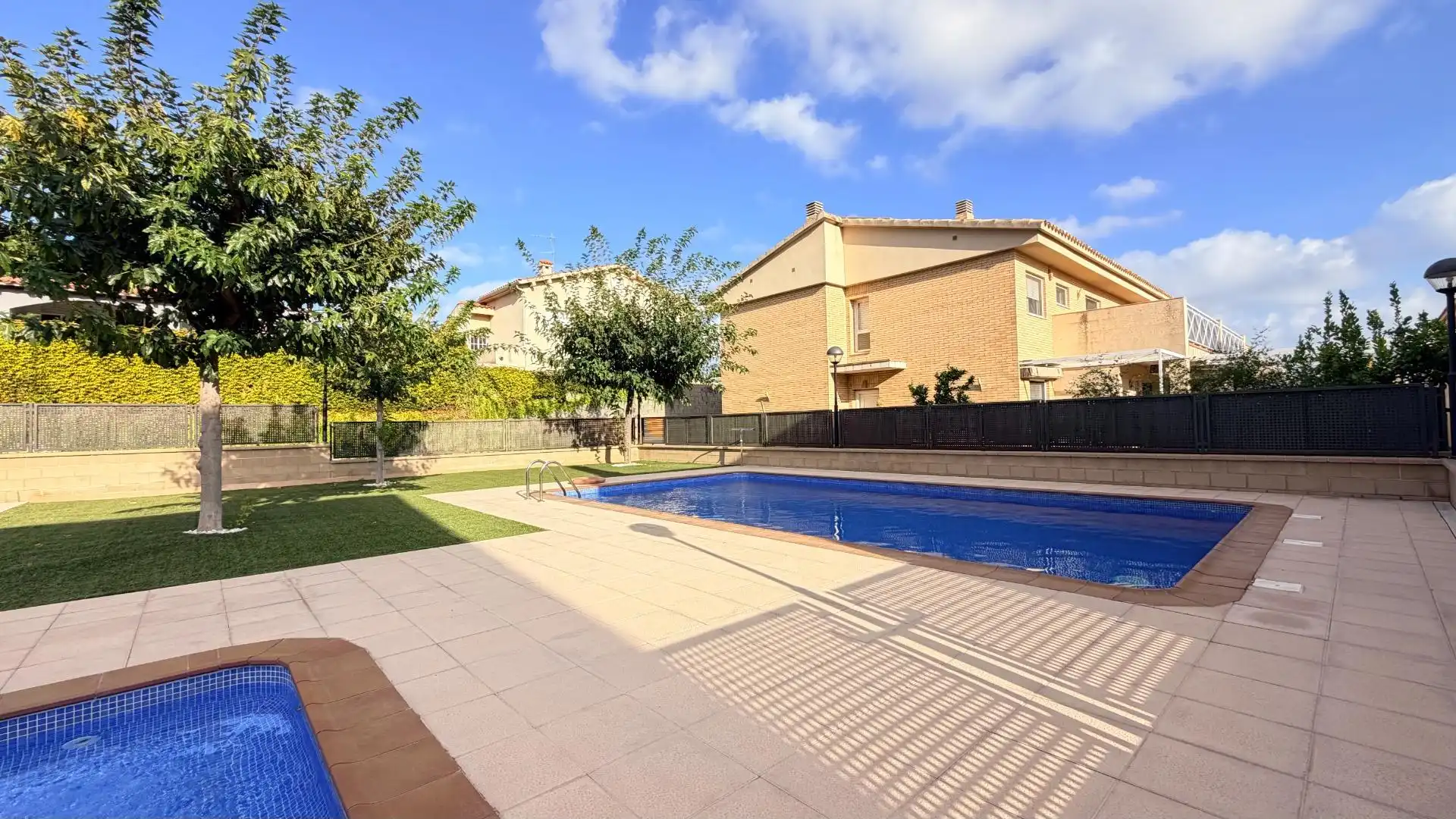 Swimming pool of Houses for sale in Vilafortuny - Cap de Sant Pere
