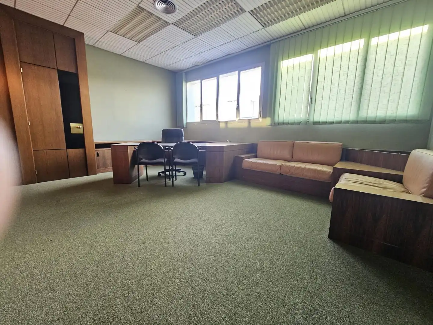 Büro zur Miete in Sant Quirze del Vallès mit Klimaanlage und Heizung