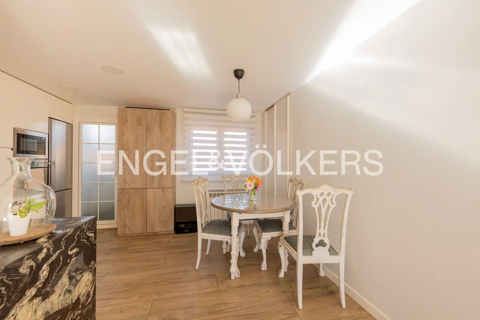 Comedor de Ático en venta en Madrid con Aire acondicionado, Calefacción y Jardín privado