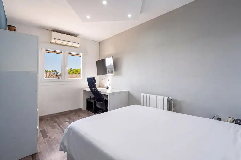 Bedroom of Detached homes for sale in Calvià  with Air Conditioner, Heating and Terrace