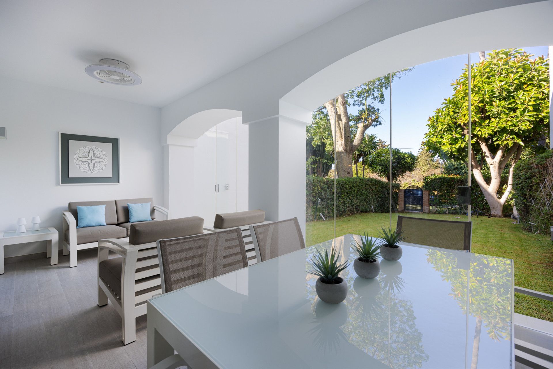 Terrassa de Casa adosada en venda en Estepona amb Aire condicionat, Terrassa i Piscina