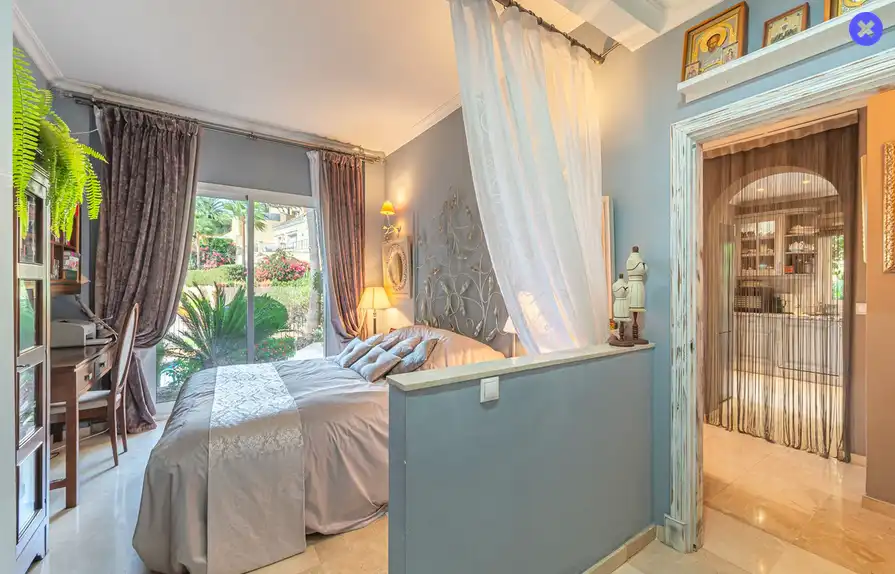 Habitación de Casa o chalet en venta en Istán con Aire acondicionado, Jardín privado y Piscina