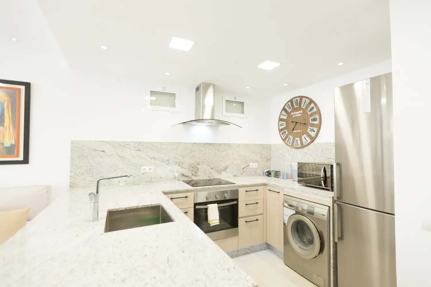 Ground floor for rent in Bello Horizonte - Lindasol