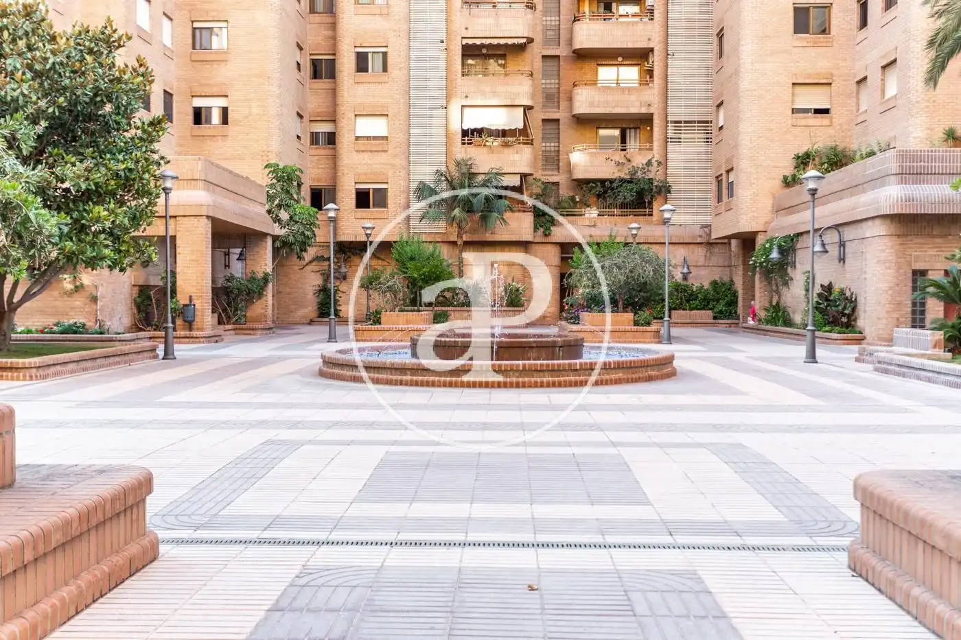 Vista exterior de Piso de alquiler en Valencia con Calefacción, Jardín privado y Amueblado