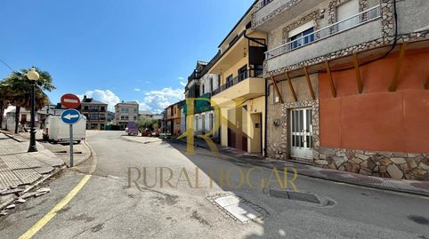 Foto 2 de Casa adosada en venda a Praza José Luis Núñez, Vilamartín de Valdeorras, Ourense