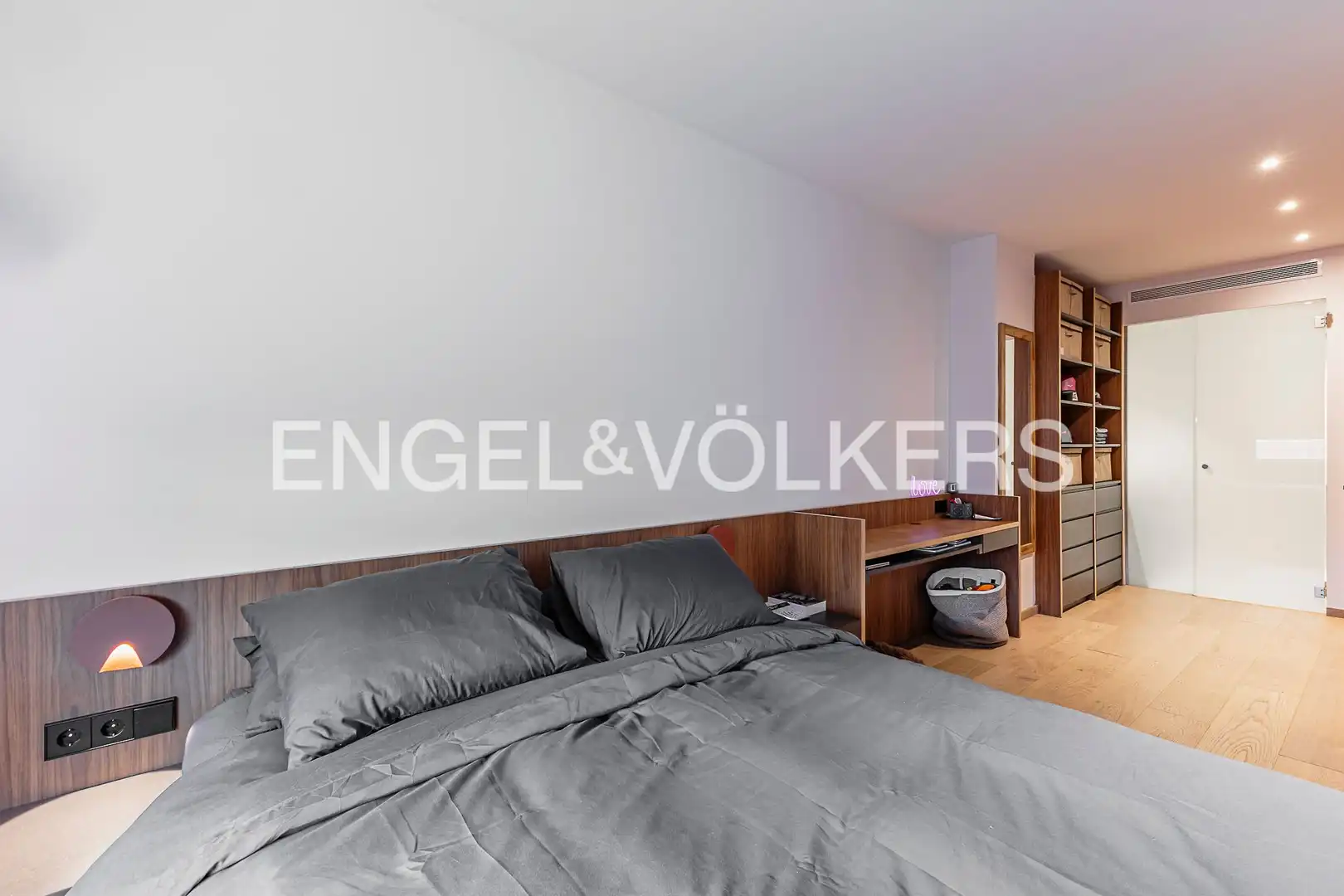 Habitación de Ático en venta en Barcelona con Aire acondicionado, Calefacción y Terraza